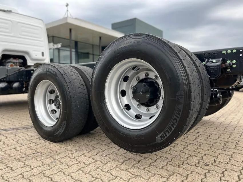 Mercedes-Benz Atego 2430 6x2 | Selectrucks. - Foto 12