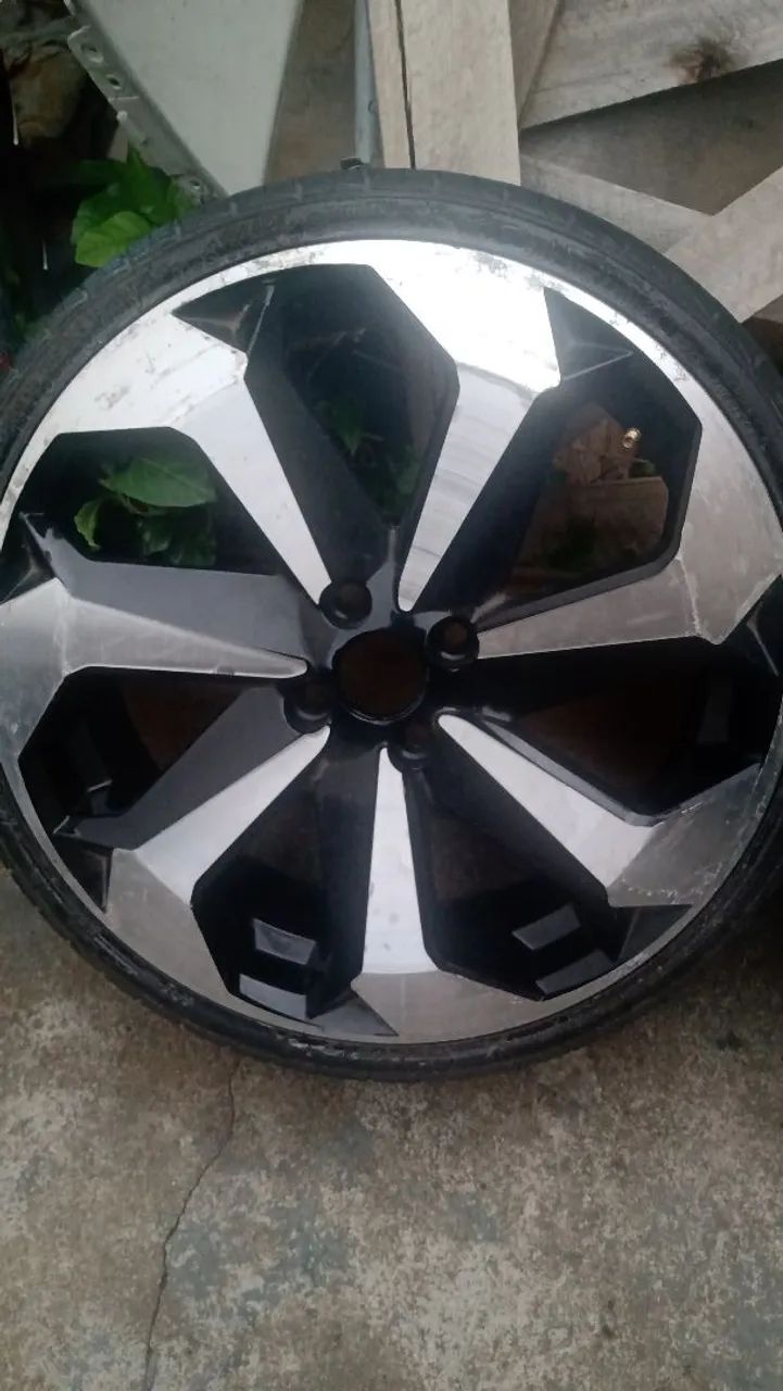 Rodas 18