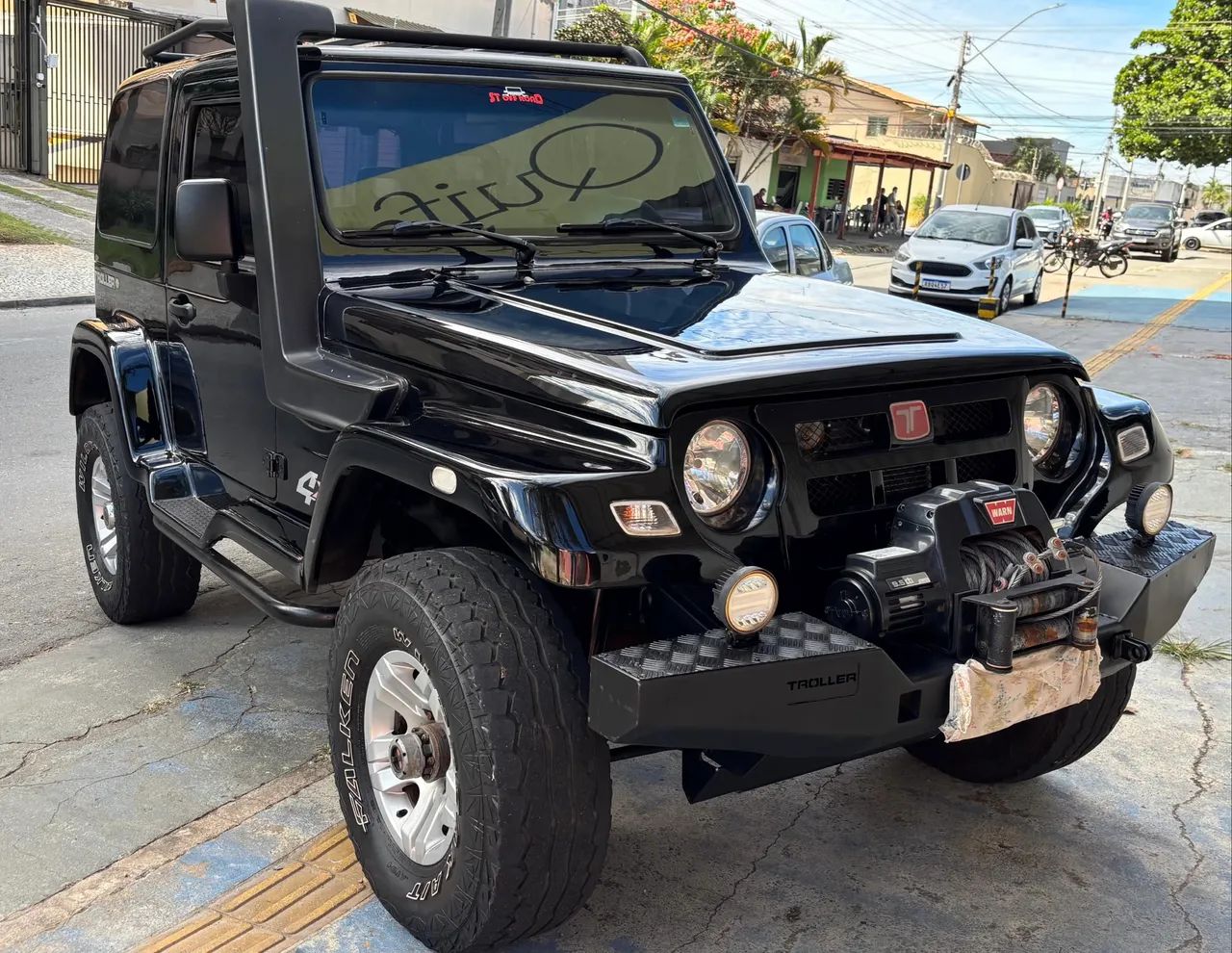 Troller T-4 T-4 4x4 3.0 TB Int. Cap. Rígida Diesel 2011
