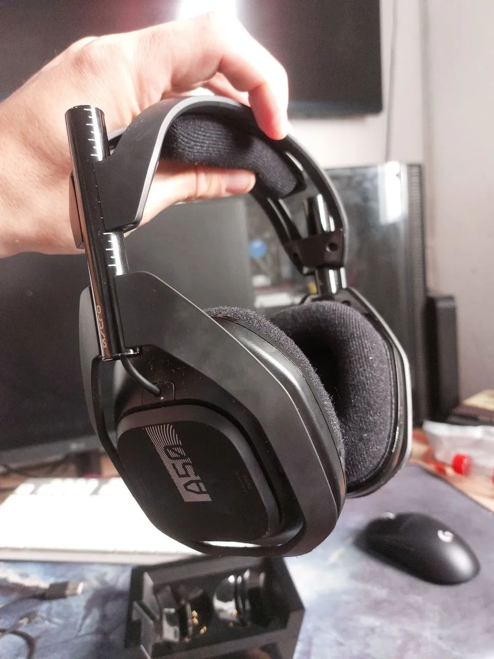 HEADSET ASTO A50 GEN 4 WIRELESS + BASE STATION - Foto 3
