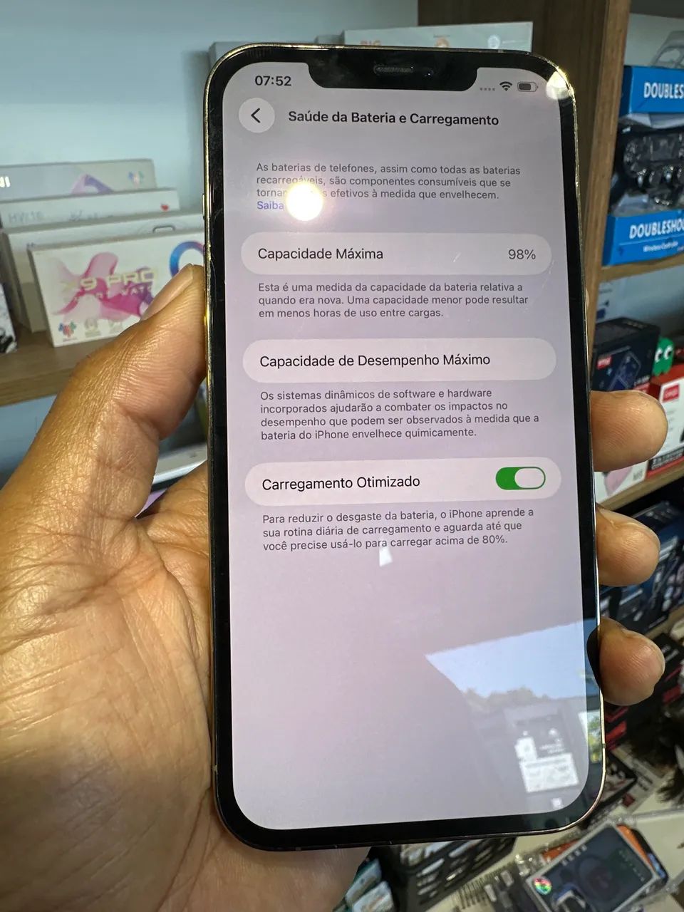 iPhone 12 Pro Max Gold 128gb Seminovo excelente estado - Foto 4