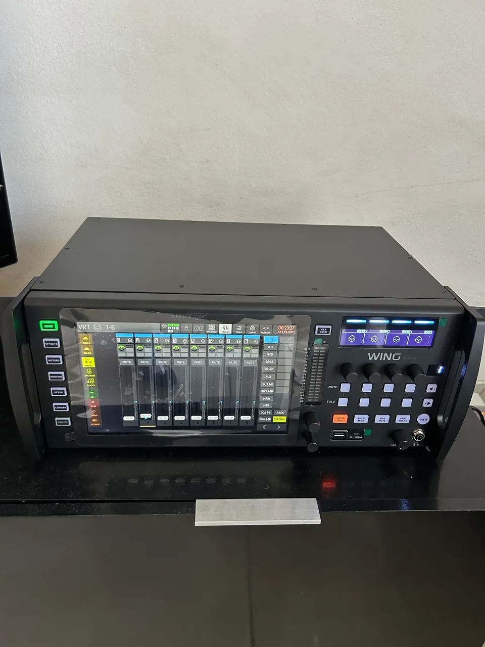 Behringer Wing Rack 48 canais nova - Foto 3