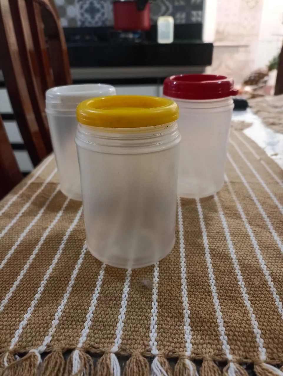 Potes para tempero e condimentos de plástico  - Foto 2
