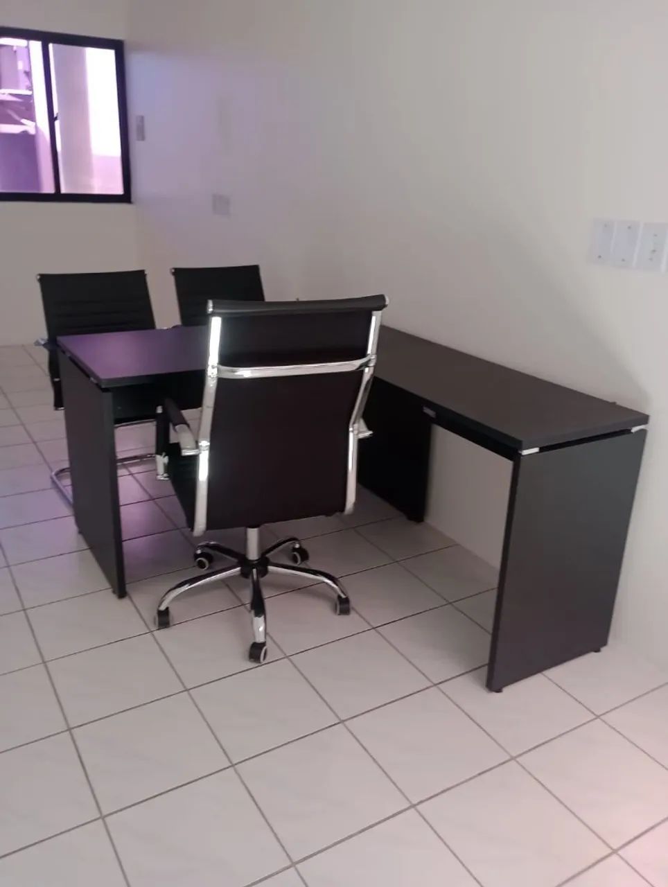 Vendo este conjunto de móveis para escritório 