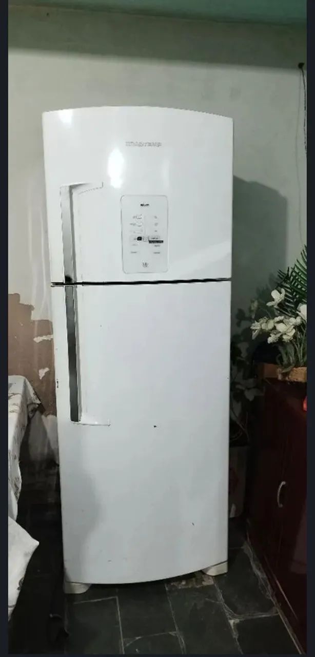 Vendo geladeira 