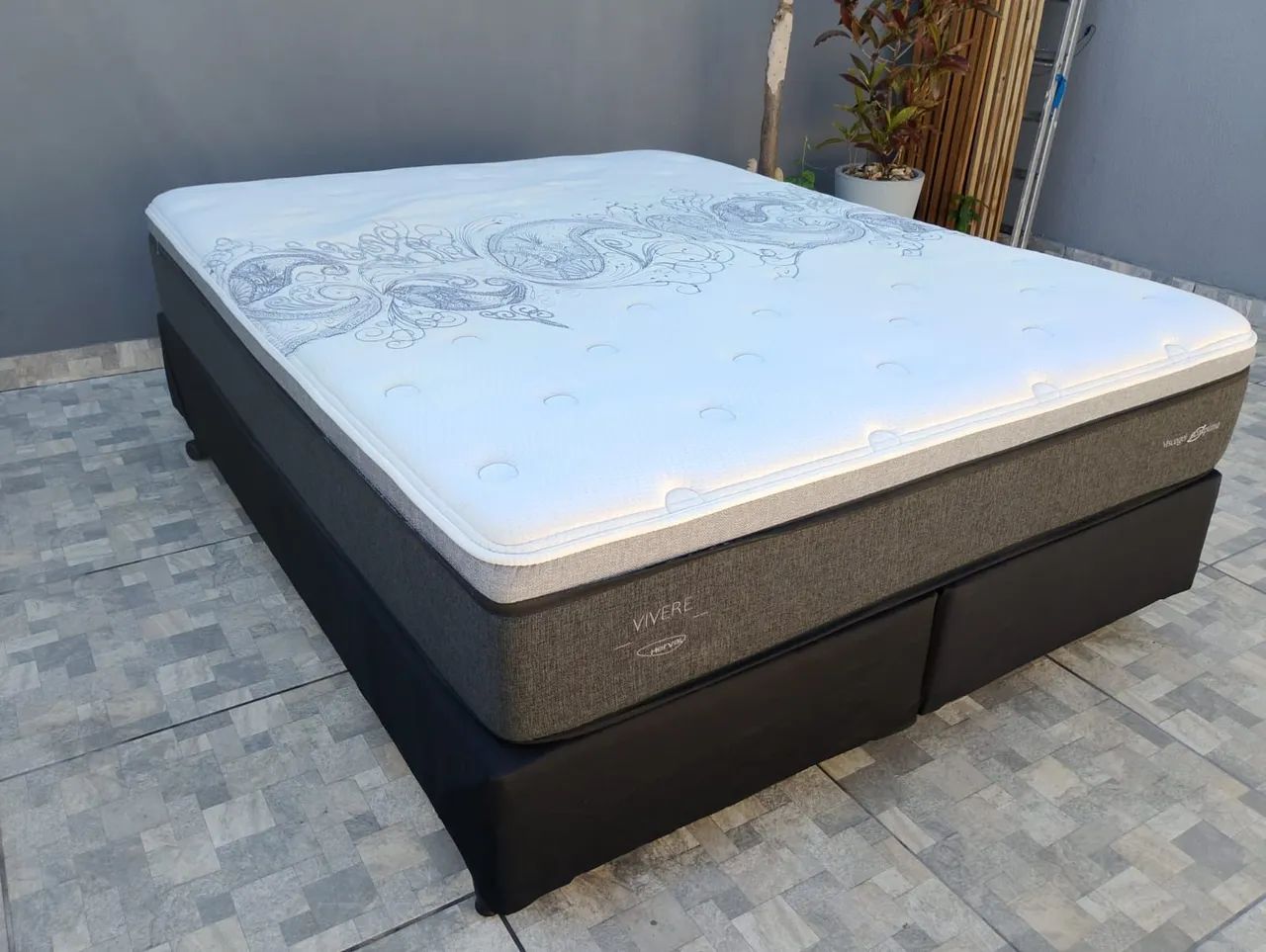 Ótima cama box queen size158x198 Herval - Foto 3