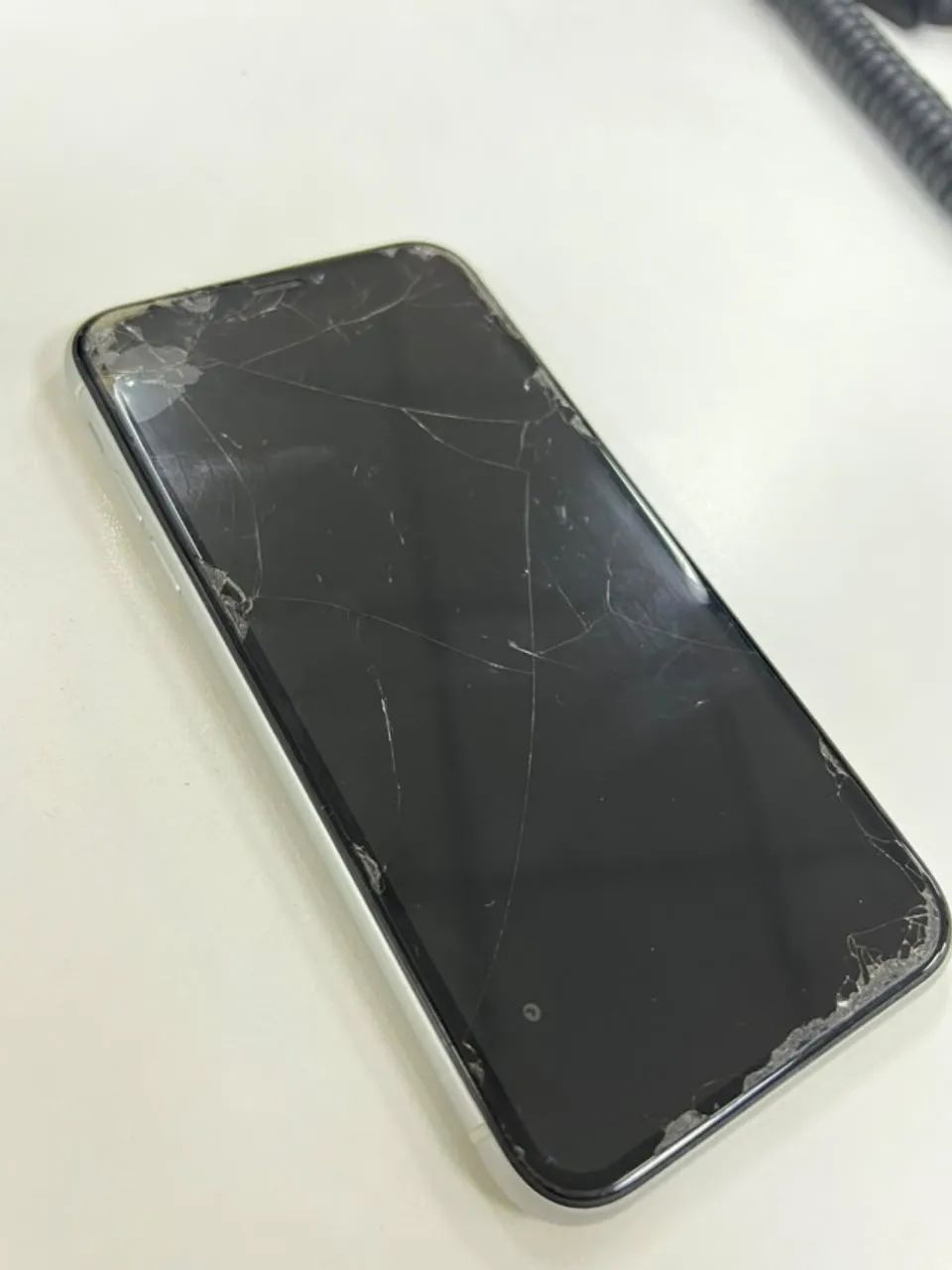 iPhone XR 64 GB - Foto 2
