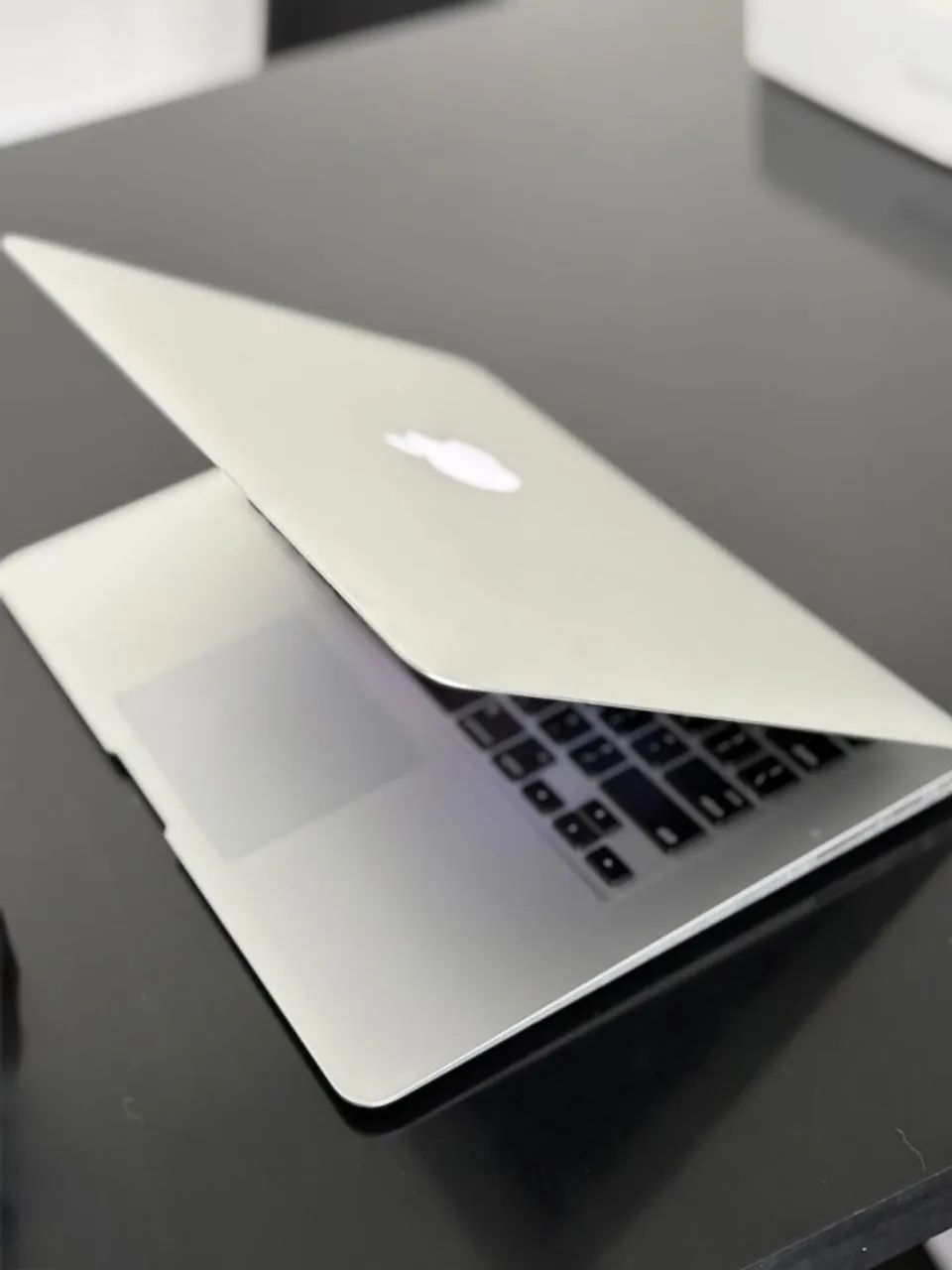 MacBook Air 13? Apple - i5 | 8GB RAM | 128GB SSD - Funcionando