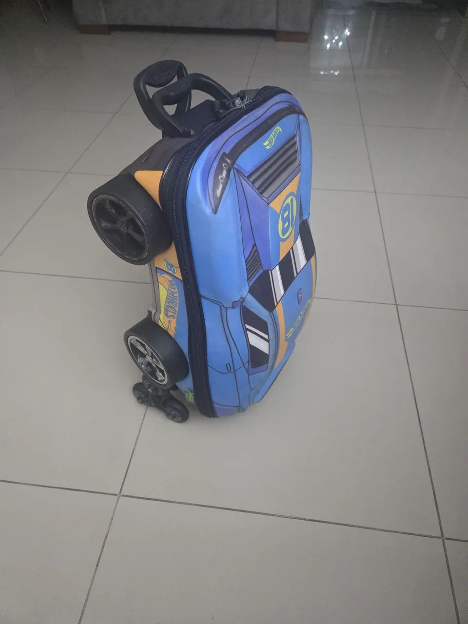 MOCHILA ESCOLAR  3D HOT WHEELS COM RODINHAS - Foto 2