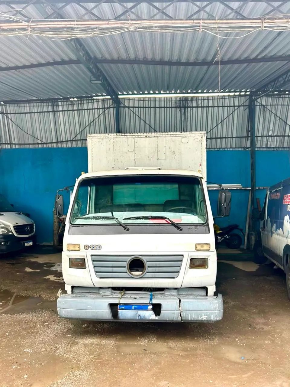 Caminhão VW/8-120