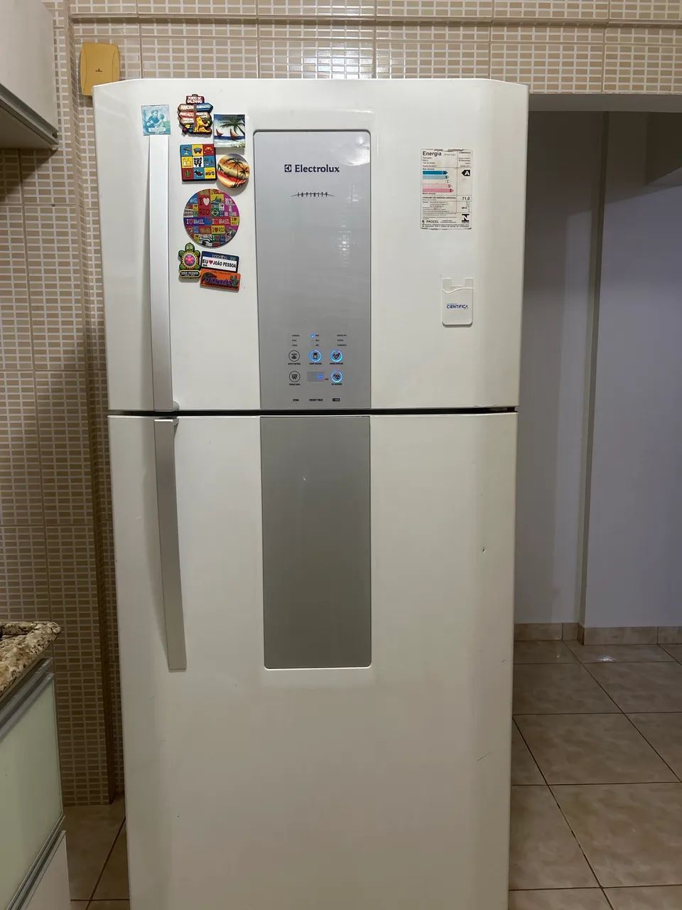 Geladeira Electrolux em perfeito estado 