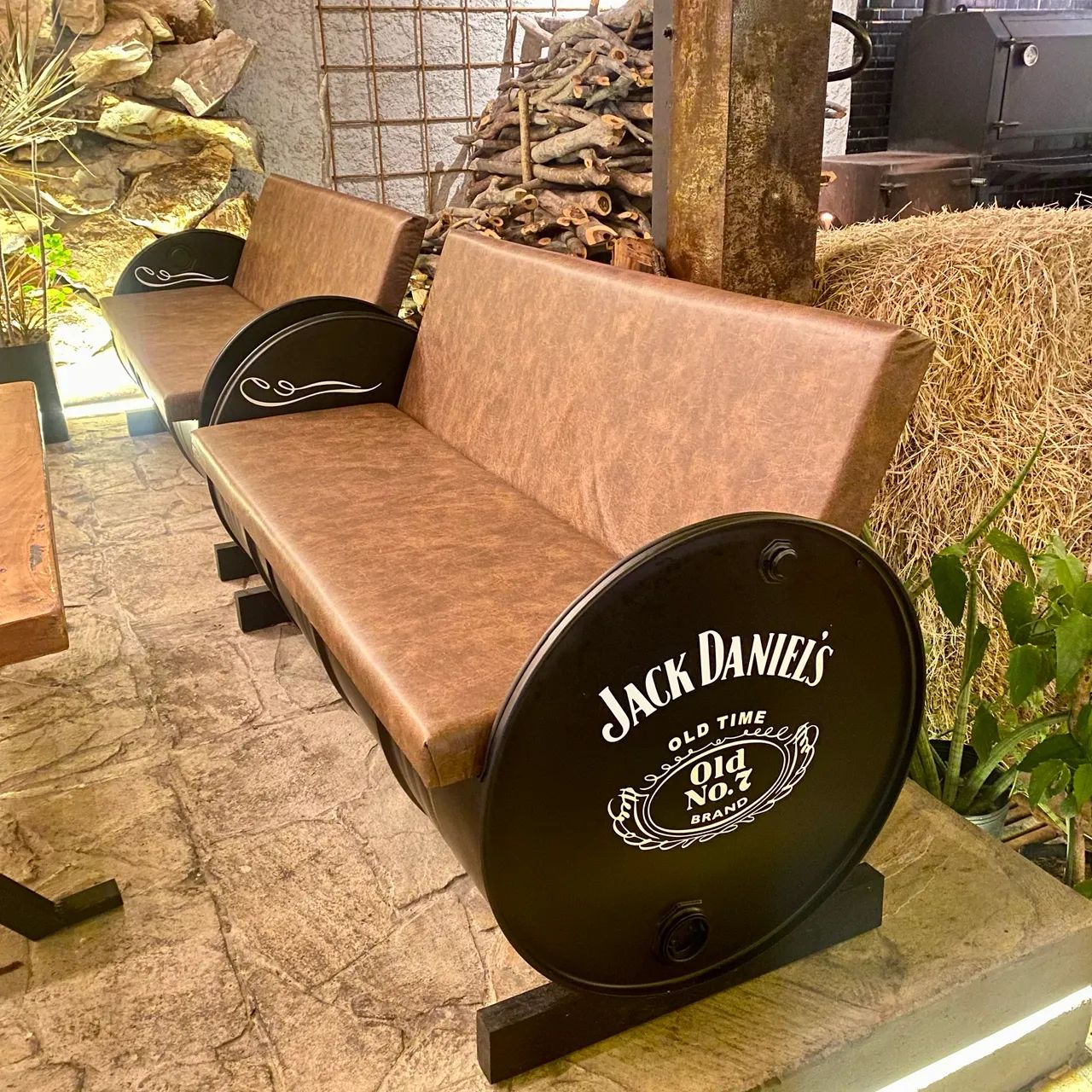 Sofá de tambor com encosto 4 lugares 