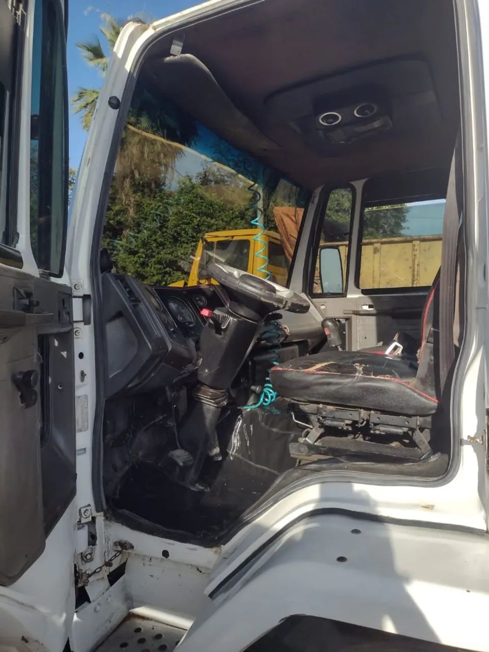 Caçamba Ford cargo 1617 - Foto 4