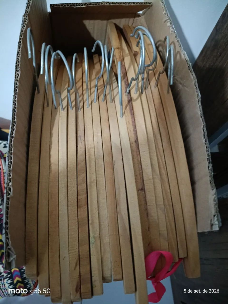 70 cabides diversos  - Foto 2