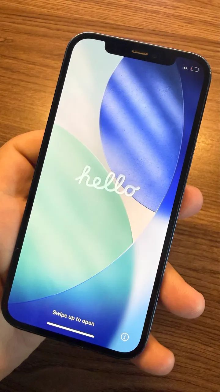 IPhone 12 pra sair rápido