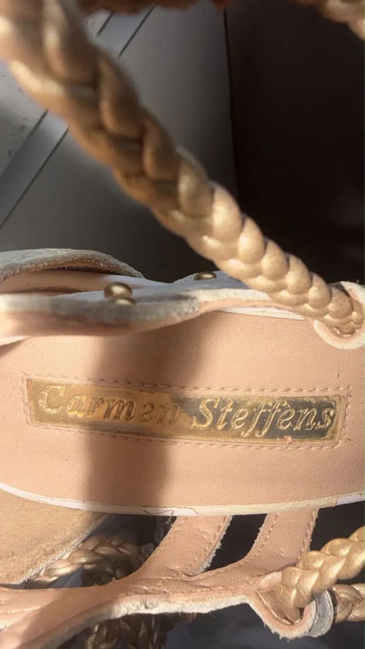 Salto Carmen Steffens 