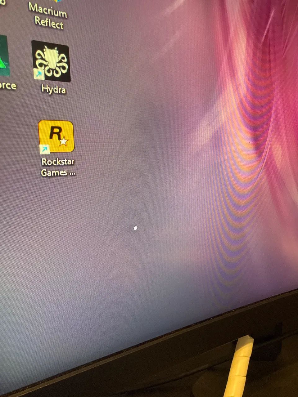 Monitor Agon Curvo 27 280hz 0.3ms - Foto 3