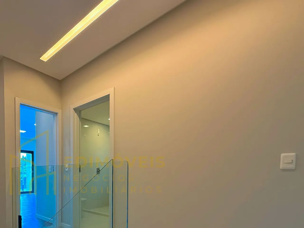 Manguinhos: Linda Casa com Acabamento Superior e Piscina - Foto 5