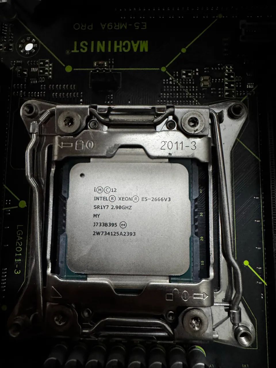 Placa Mãe Machinist mra9 pro x99 + xeon e5 2666 v3 - Foto 4