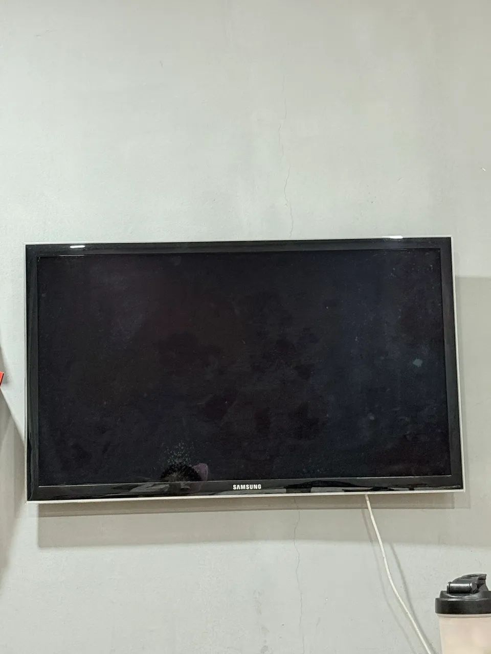 TV Samsung 43 polegadas (não é smart)