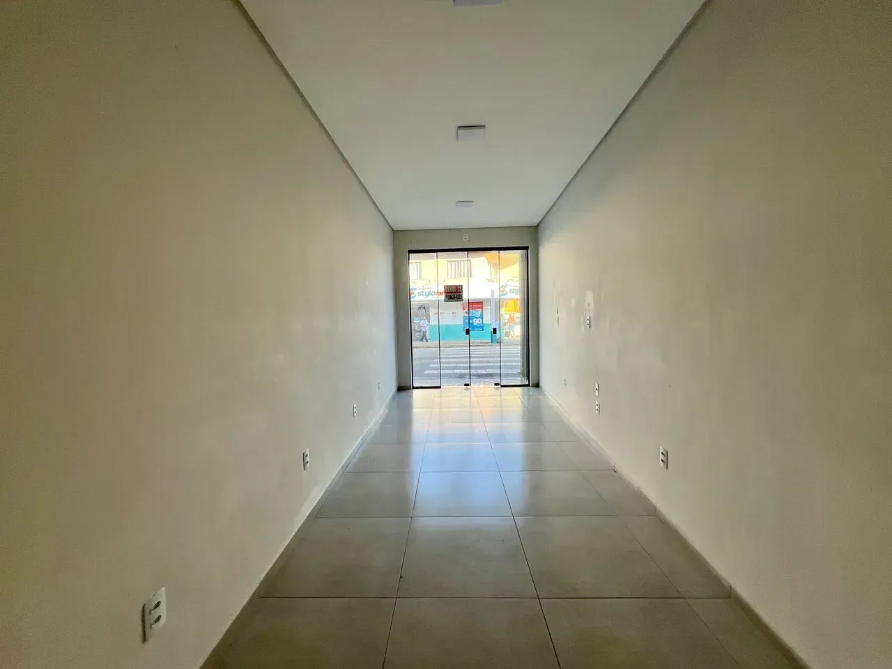 LOCAÇÃO | Ponto comercial no centro de Barra Velha
