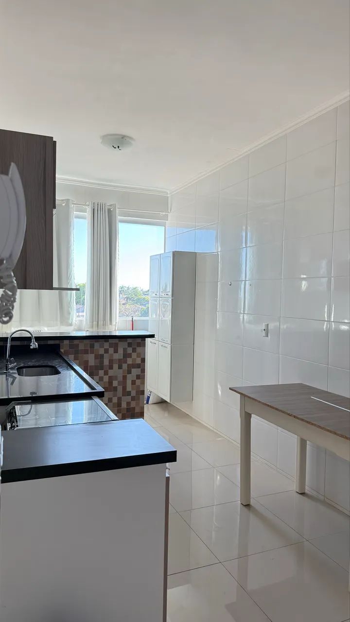 Alugo apartamento 3 quartos semi-mobiliado  - Foto 2