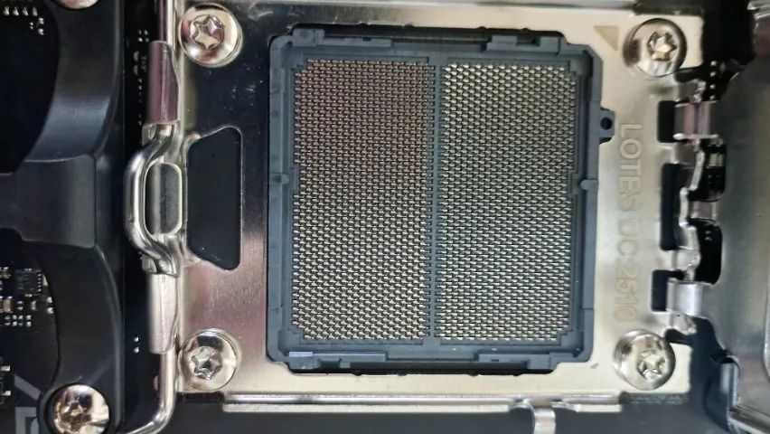 Placa Mãe ASUS TUF Gaming B850-Plus WIFI AM5 - Foto 4