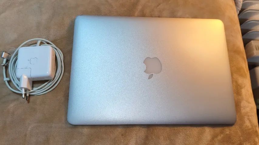 MacBookAir A1466（2015年） MacBook Air 13