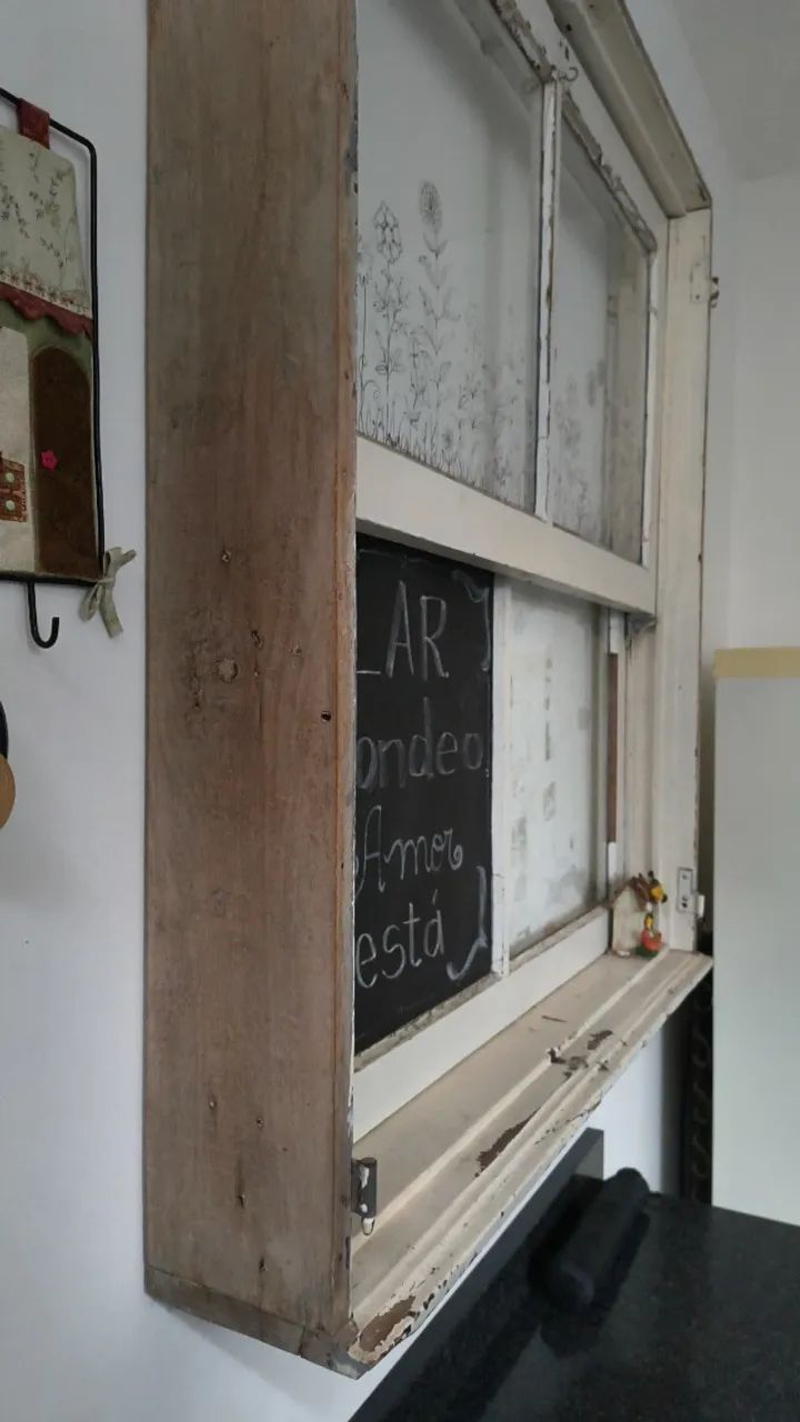 Janela antiga  - Foto 4