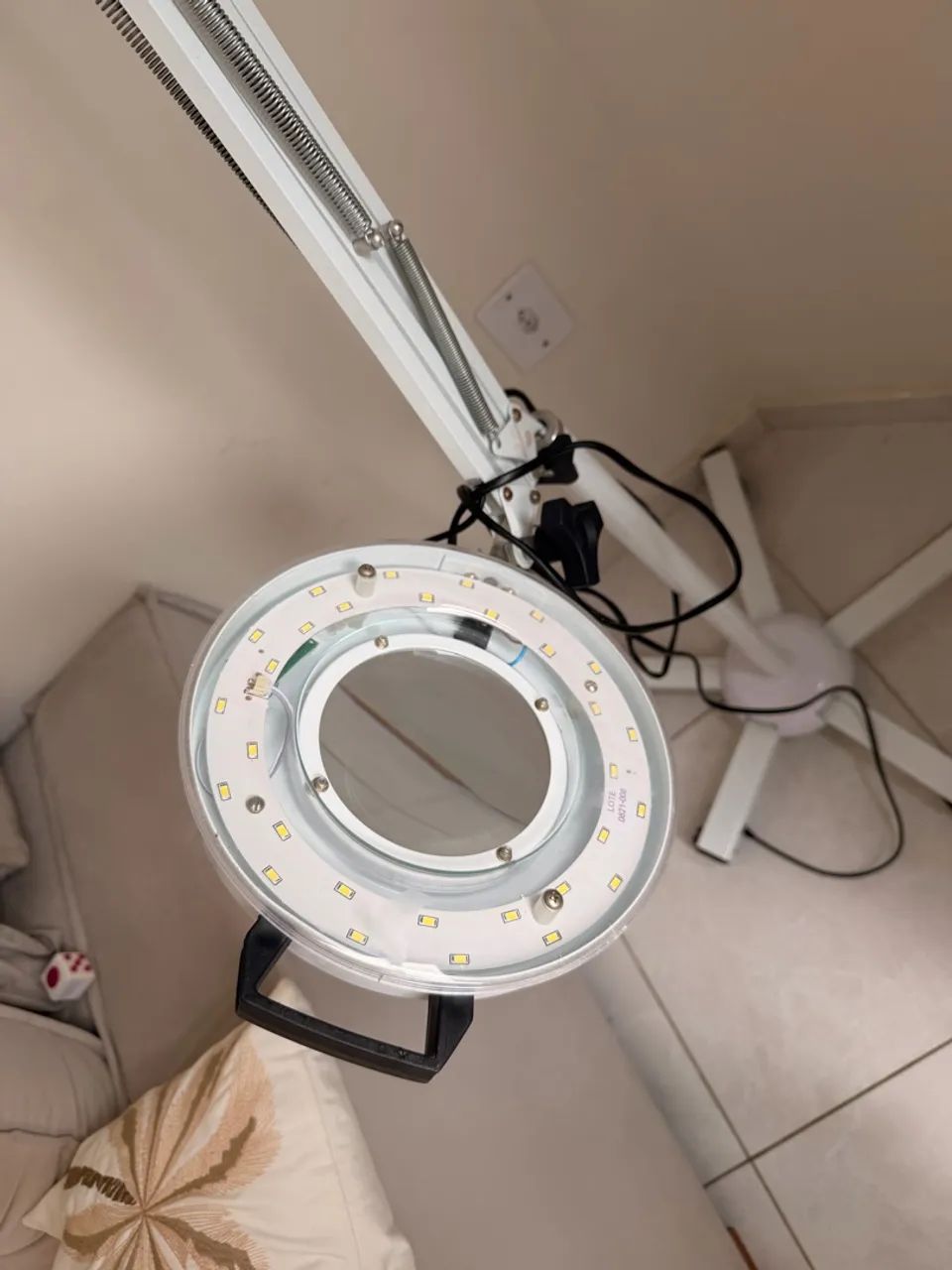 Lumin ária Lupa pra Estética - Foto 2