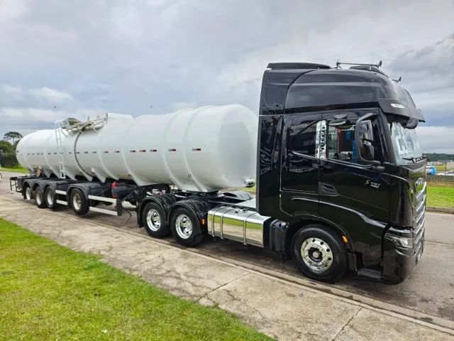 Iveco S-way 480 6x2 Ano 23 Baixo KM Carreta Tanque 4 Eixo GOTTI Ano 25 Multisetas bottom   - Foto 3