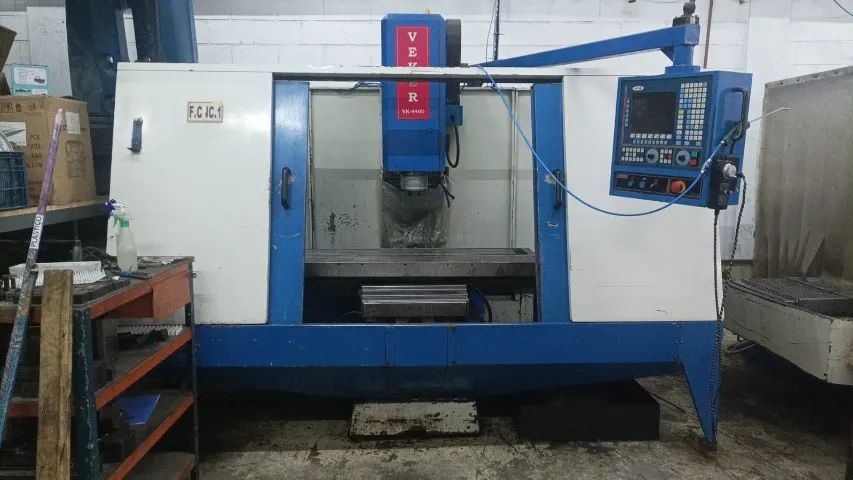FRESADORA CNC VEKER Vk 4400 1000X500X500 | Geometria zerada