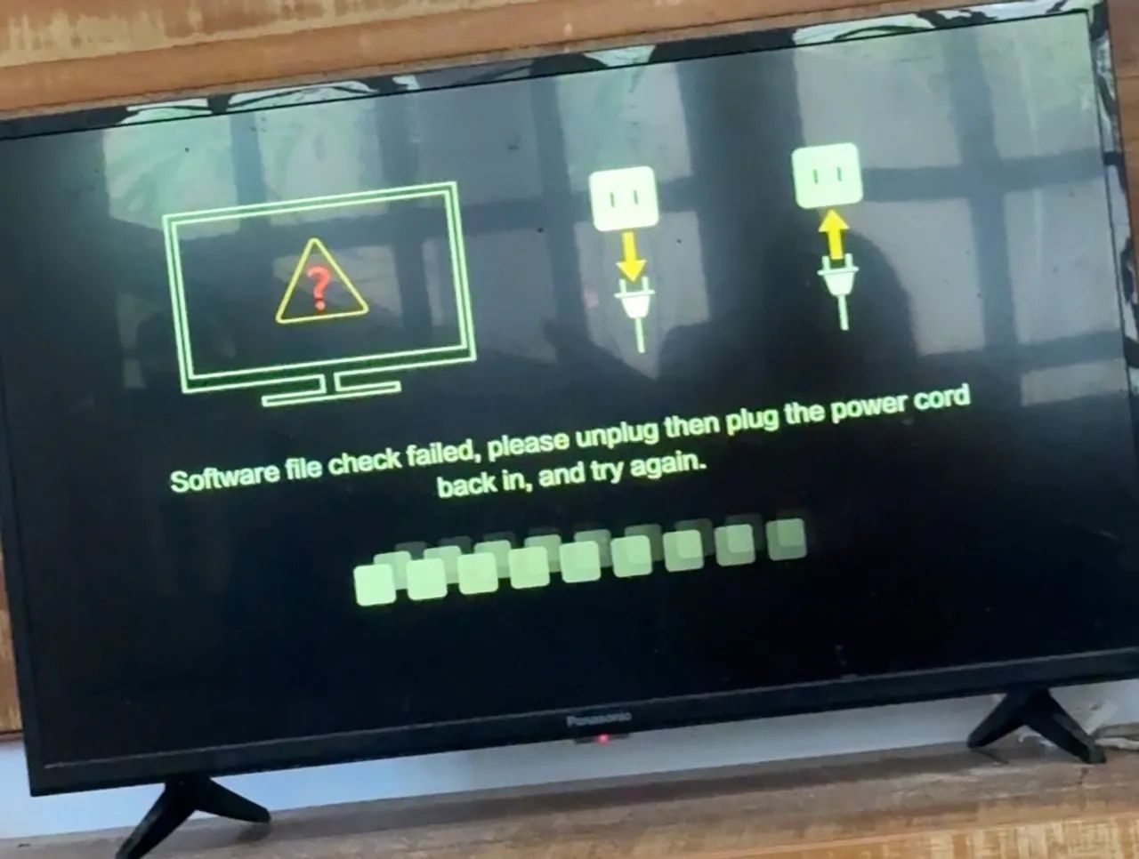 Tv Panasonic com defeito  - Foto 4