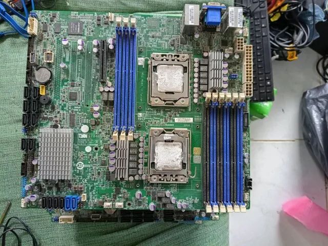 placa mãe para servidor 2 processadores