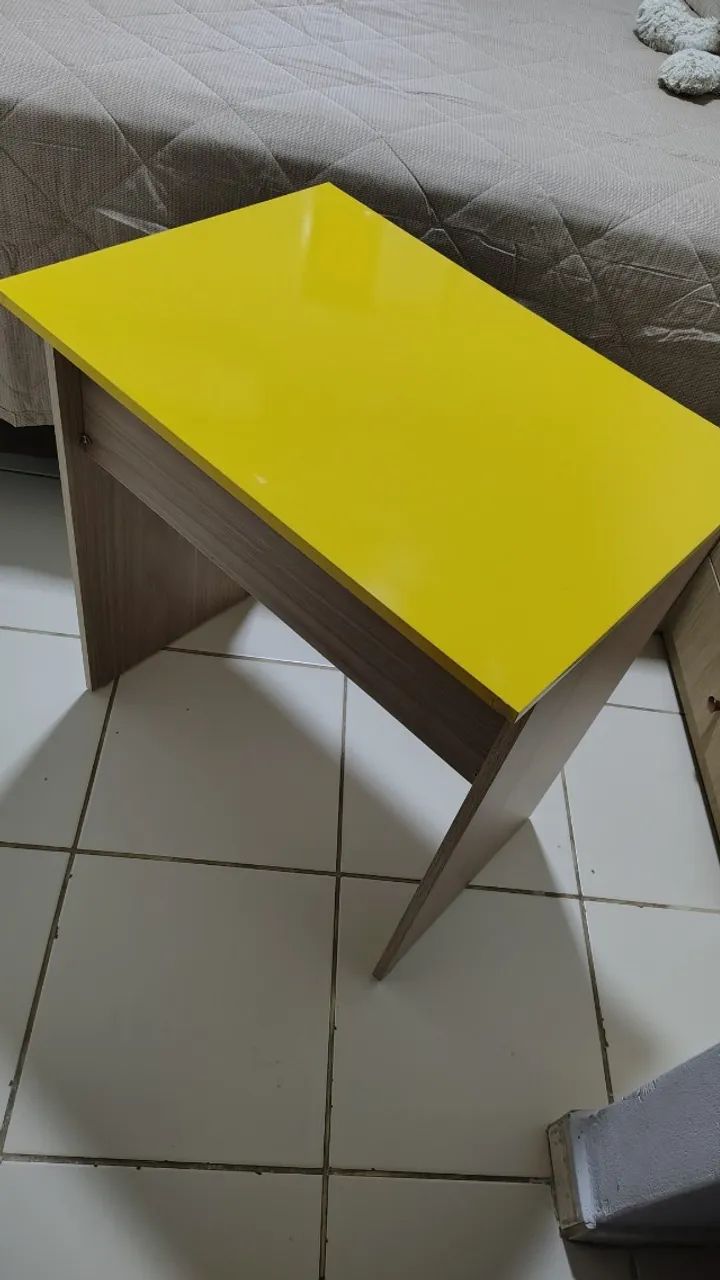 Mesinha multiuso 