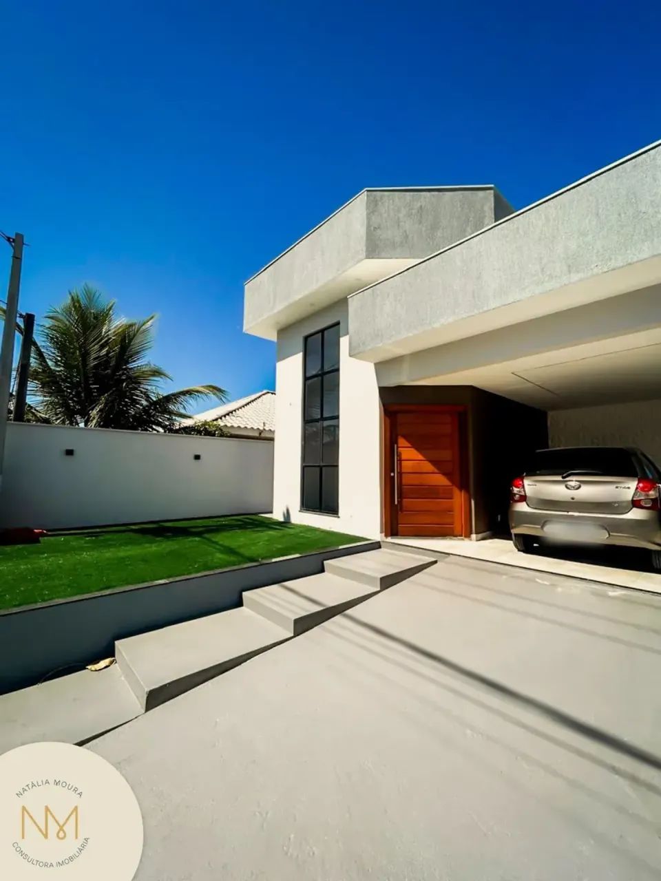 Alugo casa linear (moderna) em Condomínio com 02 suítes - 137 m2 - Araruama/RJ