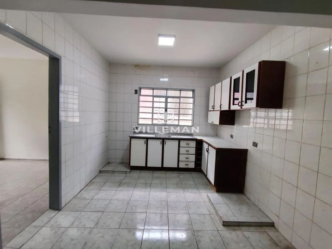 Casa para alugar em Maringá, Jardim Vitória, com 3 quartos, com 130 m² - Foto 3