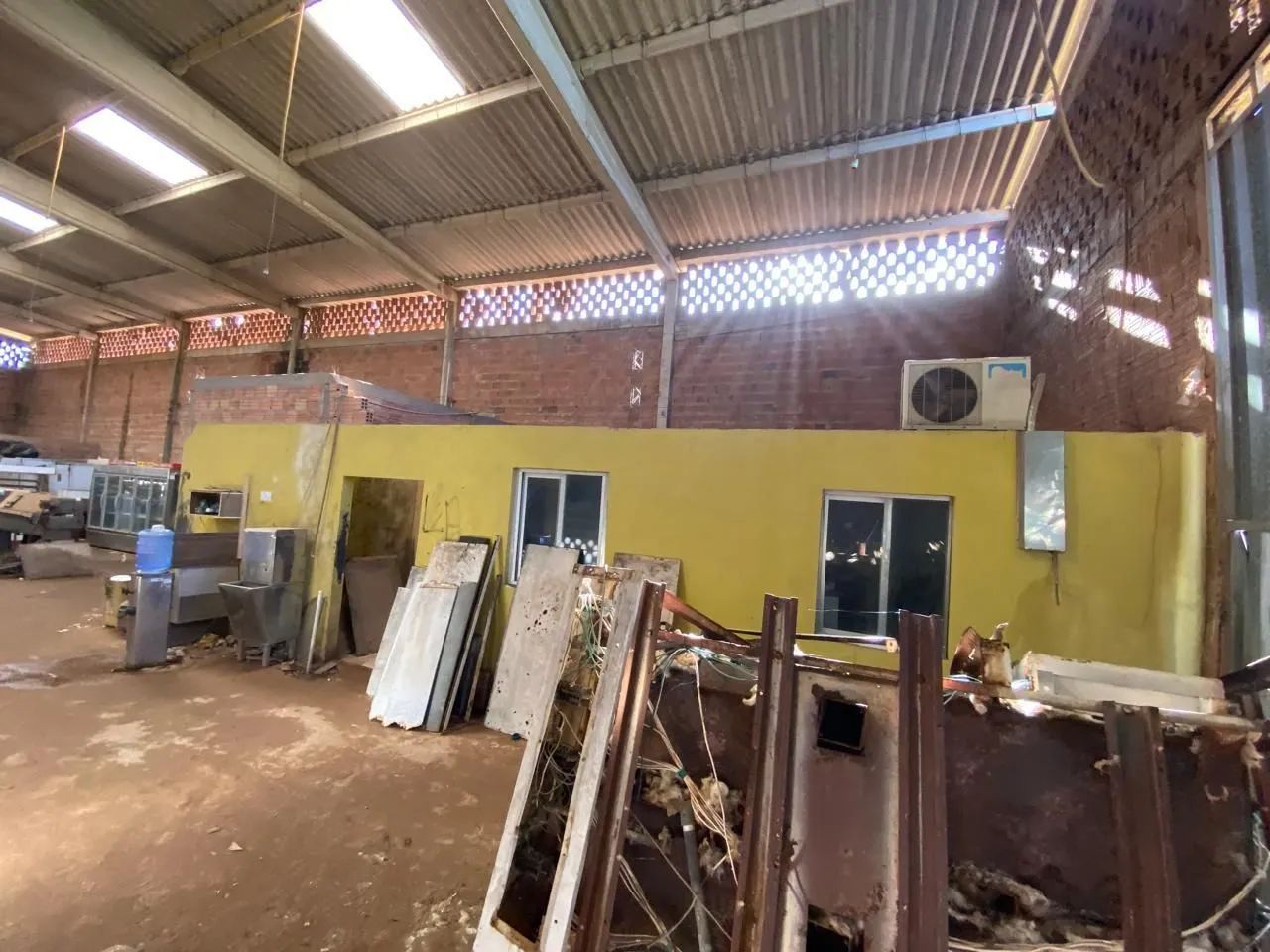 Galpão 1000m² com escritório - Av. 02 | Cidade Operária | Acesso asfaltado - Foto 5