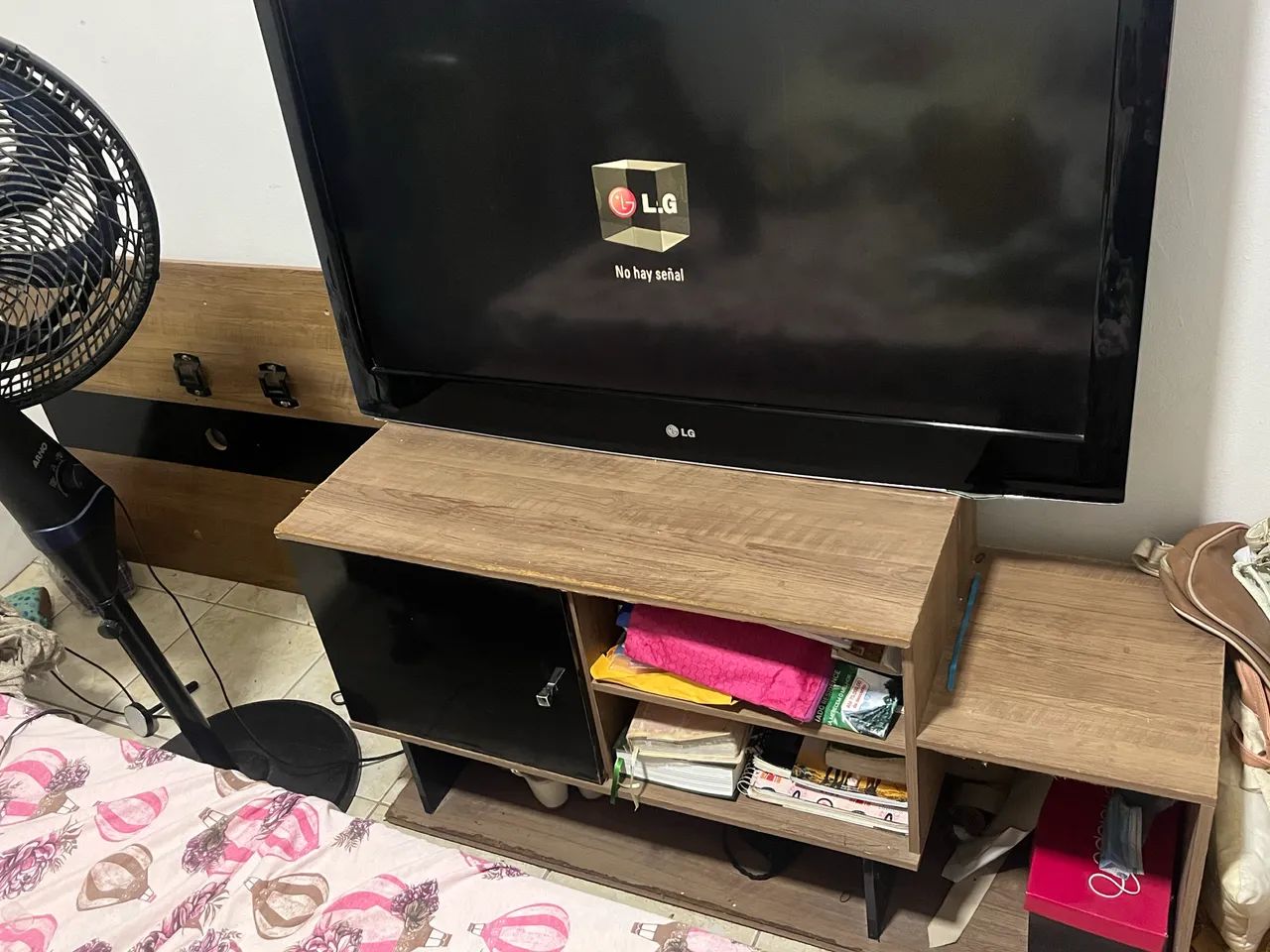 Vendo tv de 43 polegadas + racker e painel (não é smart) + painel é racker (500) - Foto 3