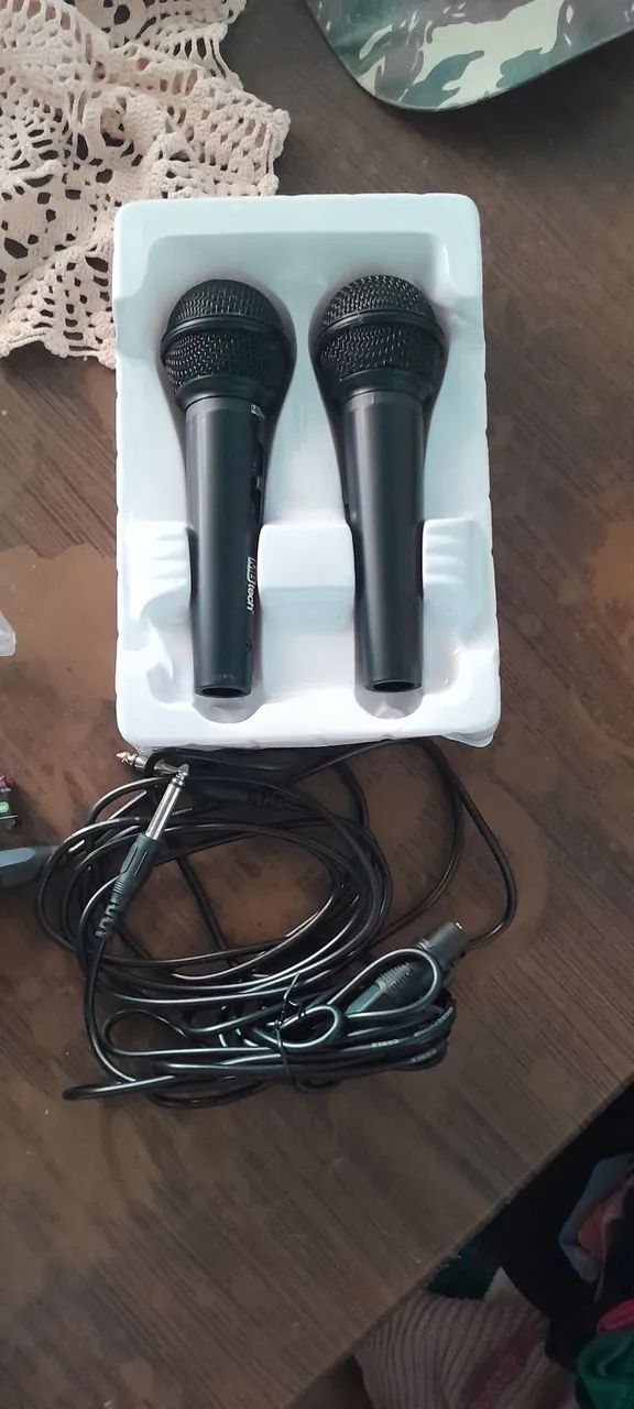 Dois microfones com cabo usado apenas uma vez aceito oferta - Foto 3