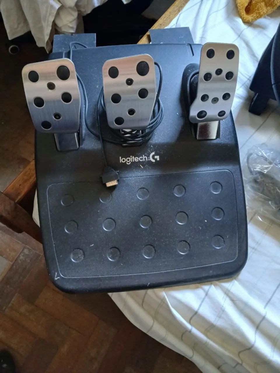 Volante e Pedais Logitech G29 - Foto 5