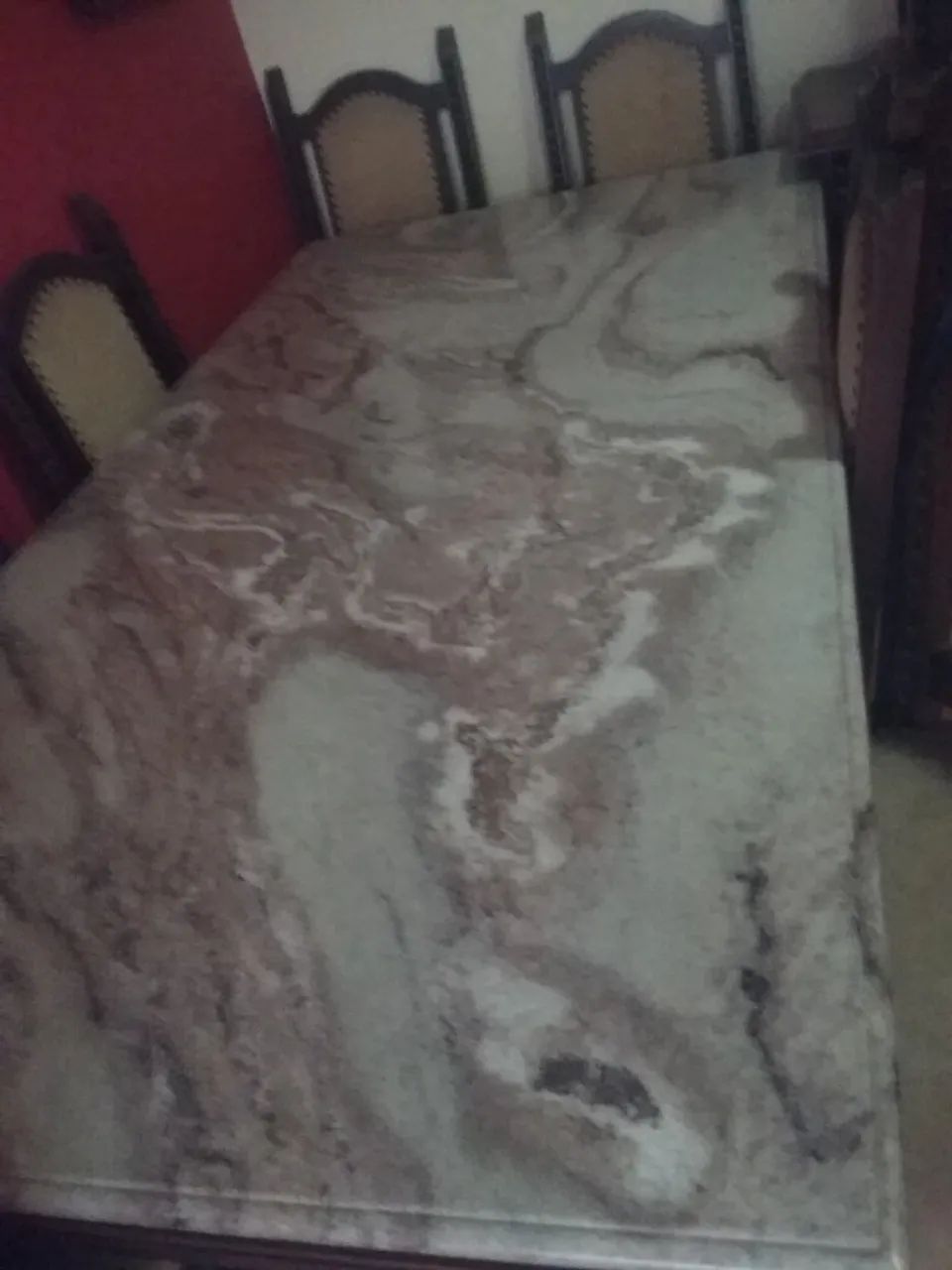 mesa jantar tampo mármore e madeira com 08 cadeiras - Foto 3