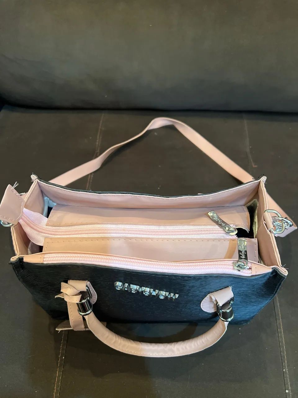 Bolsa gabi show preta com rose  - Foto 4