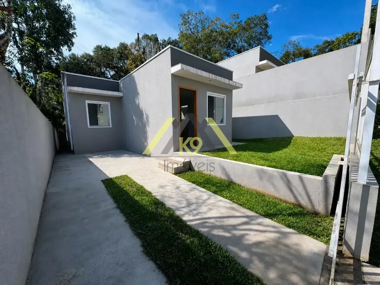 CASA COM 3 DORMITÓRIOS NO ARRUDA EM COLOMBO
