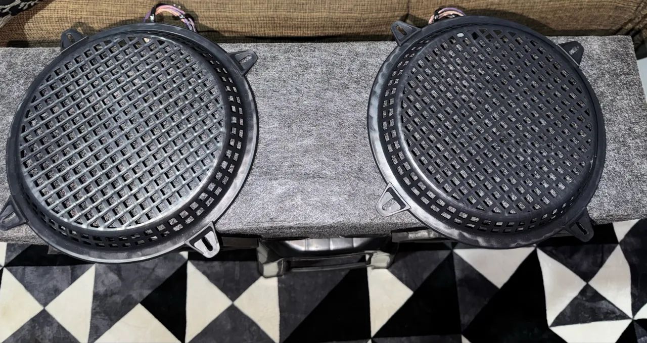 Caixa selada SUBWOOFER HURRICANE 10? - 350W RMS CADA 4ohms - Foto 3