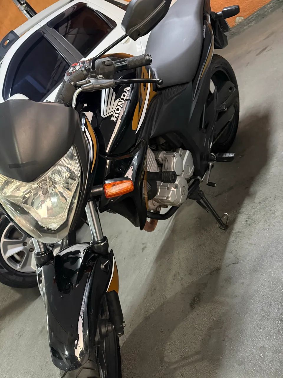Cbr 200r  - Foto 3