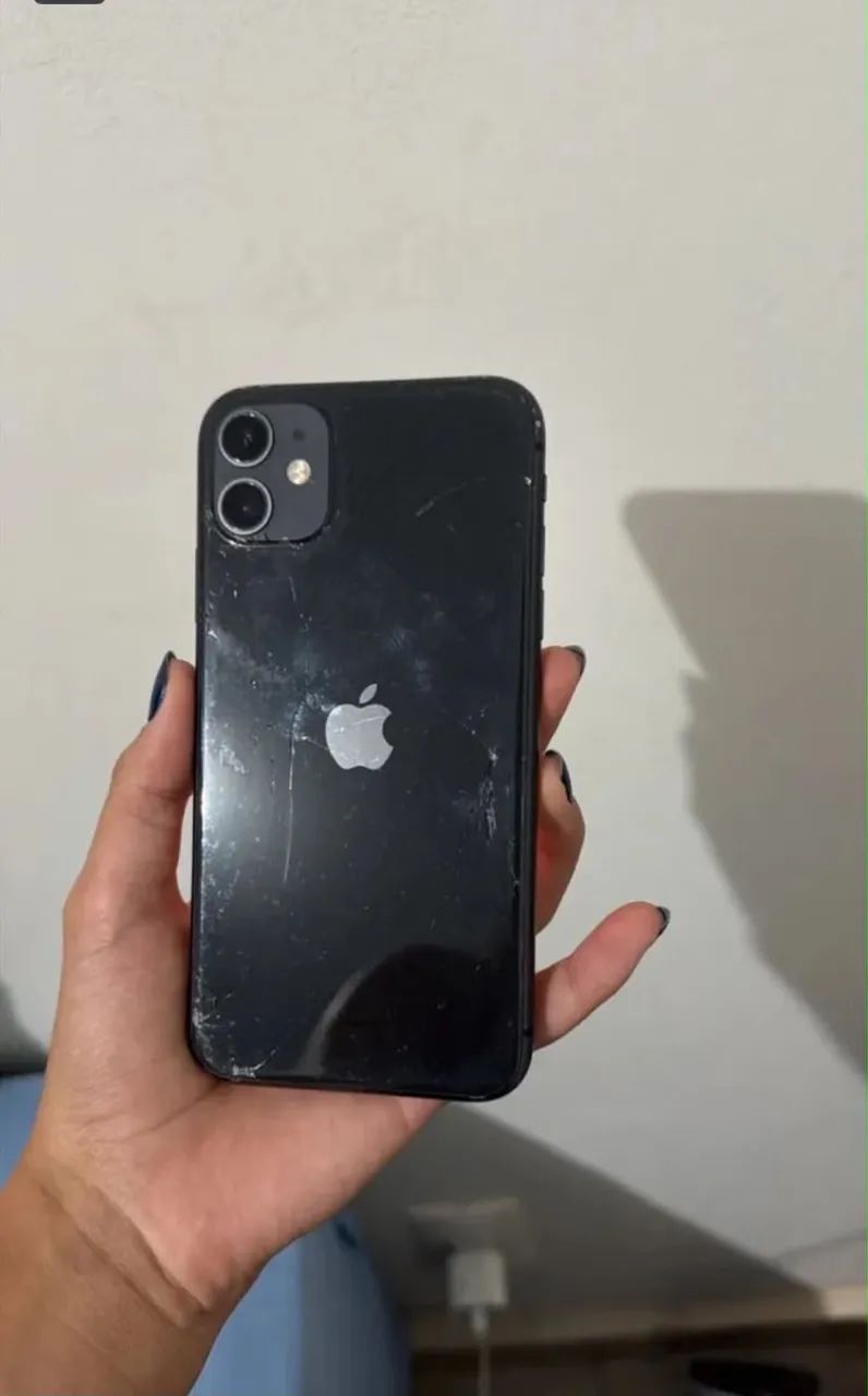 Iphone 11 - Foto 3