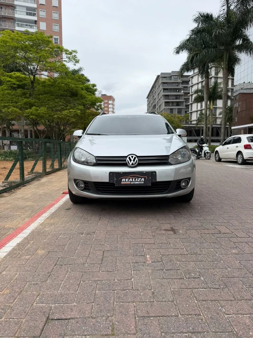 Volkswagen Jetta Variant 2.5 20V 170cv Tiptronic 2010 - Foto 2