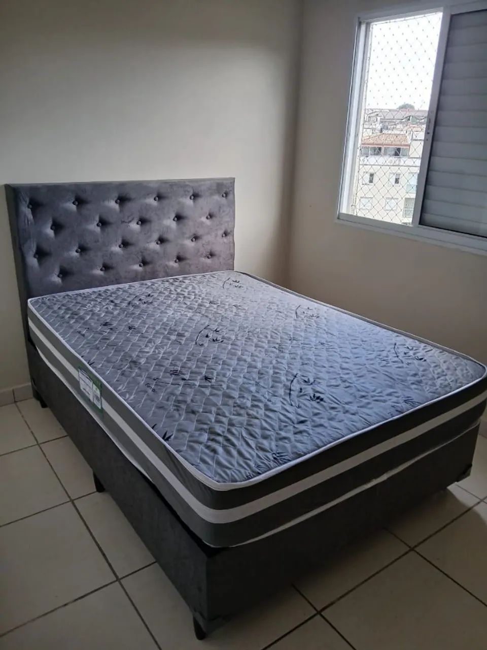 Oferta cama box casal e colchão molas 