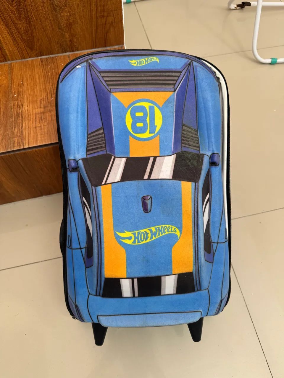 Muchila hot wheels com rodas  - Foto 4